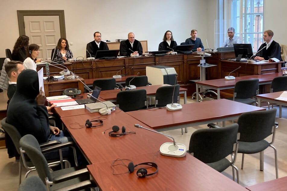 17-Jähriger mit Messer tödlich verletzt: Angeklagter gesteht die Tat!
